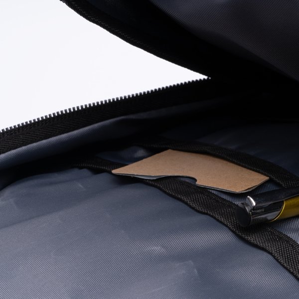Detalle mochila PATRIK 2