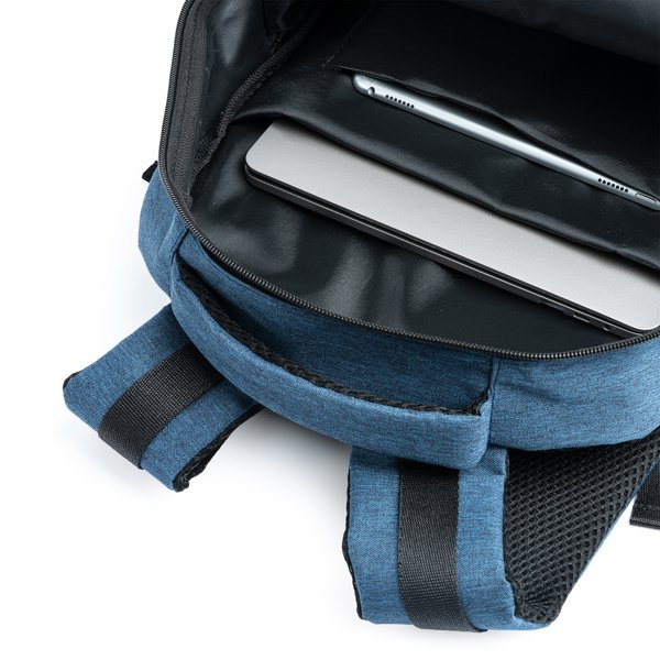 Detalle mochila GREGOR 2